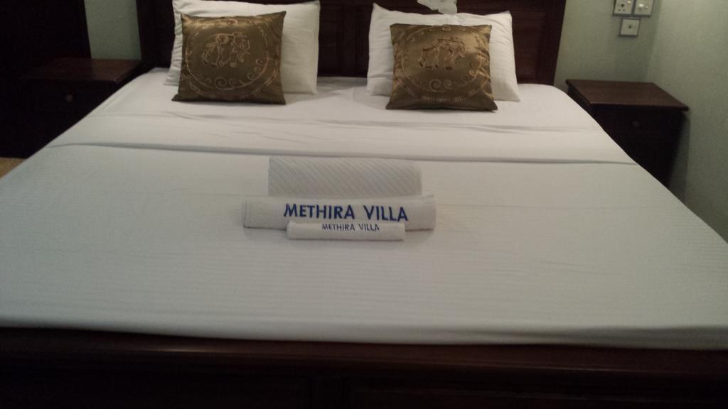 Methira Villa Aluthgama Extérieur photo